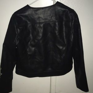 Guess Jackets & Coats - black Guess leather jacket with embroidered roses Guess Jackets & Coats - black Guess leather jacket with embroidered roses